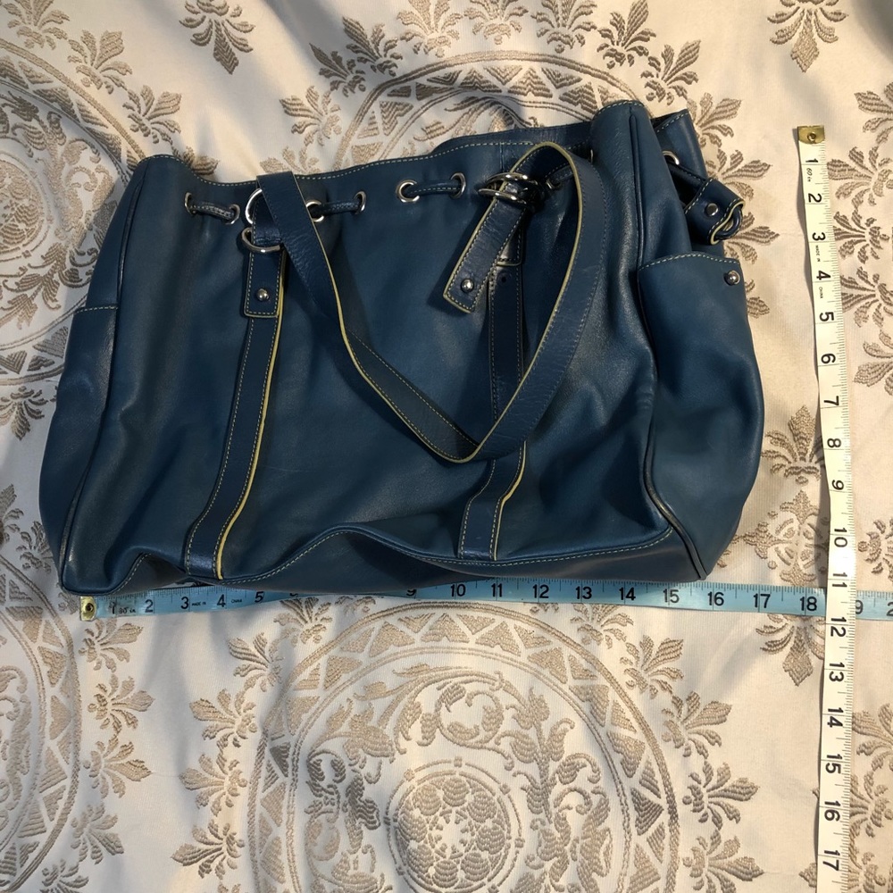 Kenneth Cole Blue Leather Carry-all Tote - Picture 9 of 10